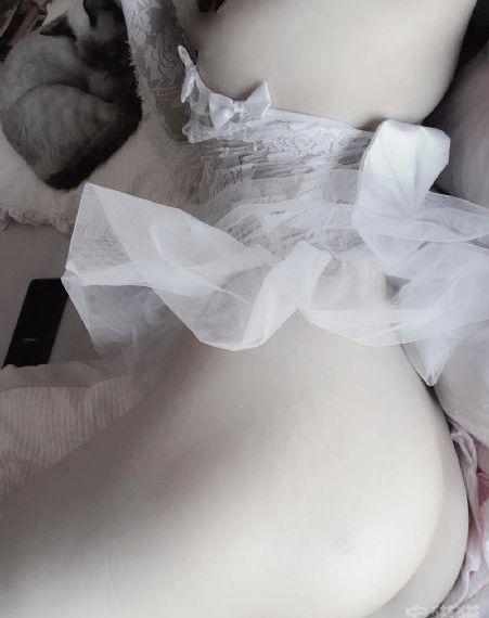 一个大美女死的视频_BD英语HD高清在线观看