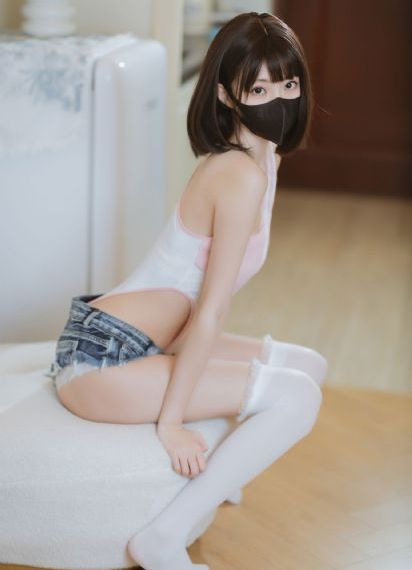 娇妻在朋友呻吟绿帽交换_高清迅雷下载