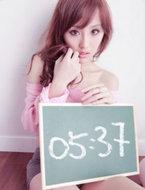 18岁乳房捏起来中间有硬块_1080P在线播放观看